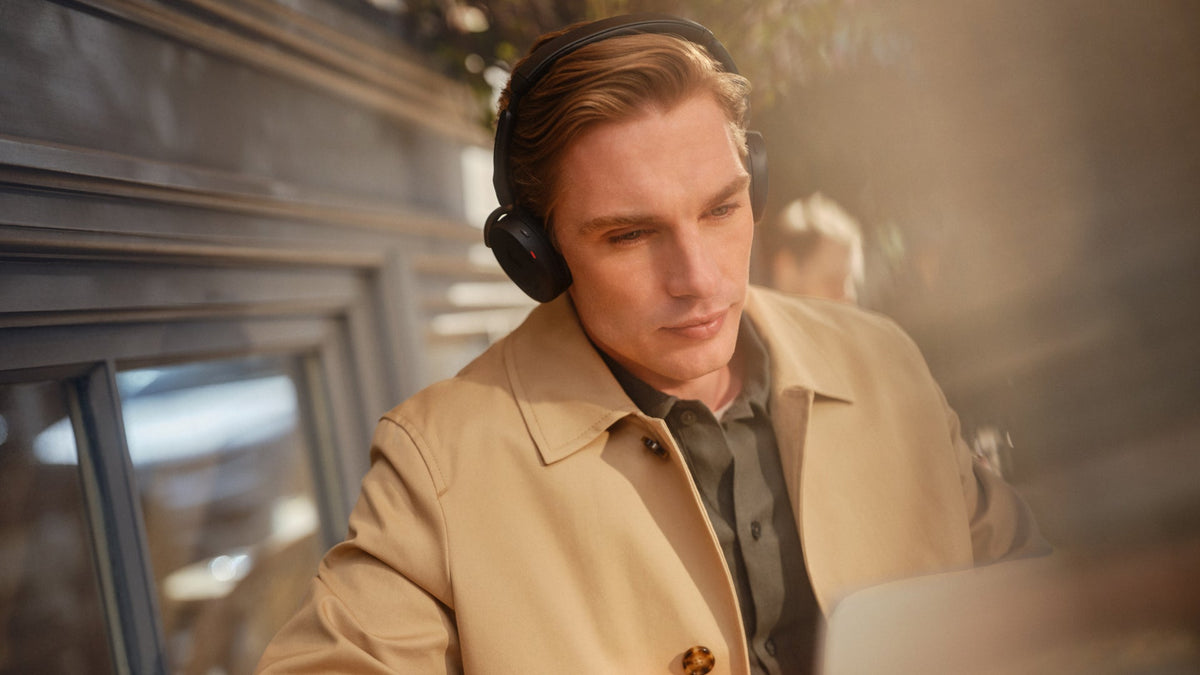 Jabra Evolve3 65 Flex en uso para llamadas y movilidad