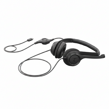 Audífonos Logitech H390 vista superior con conexión USB