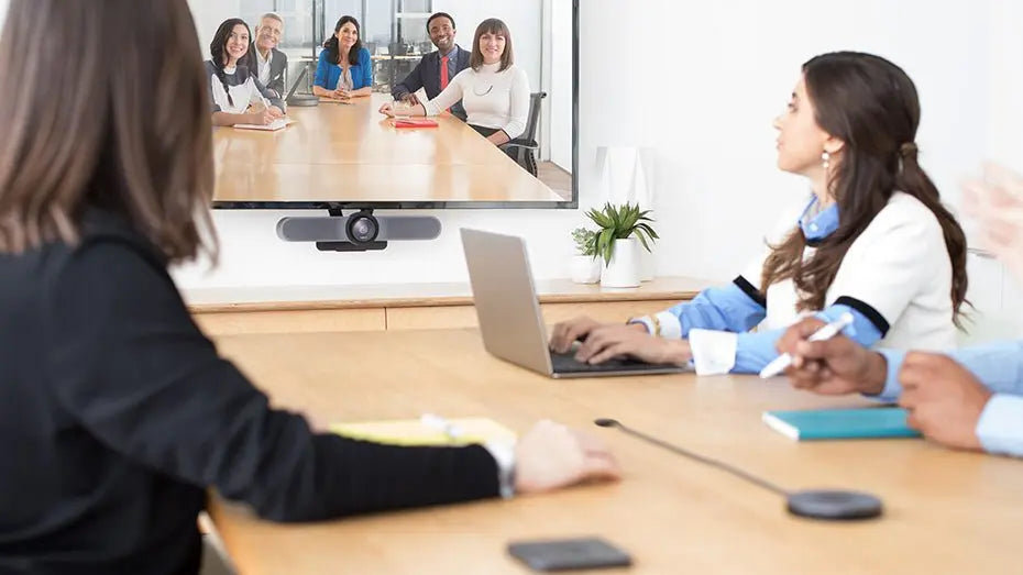 Instalación de salas de videoconferencia para empresas en Chile
