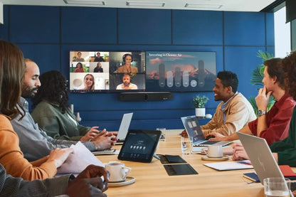 Poly Studio X72 cámara de videoconferencia 4K para salas grandes